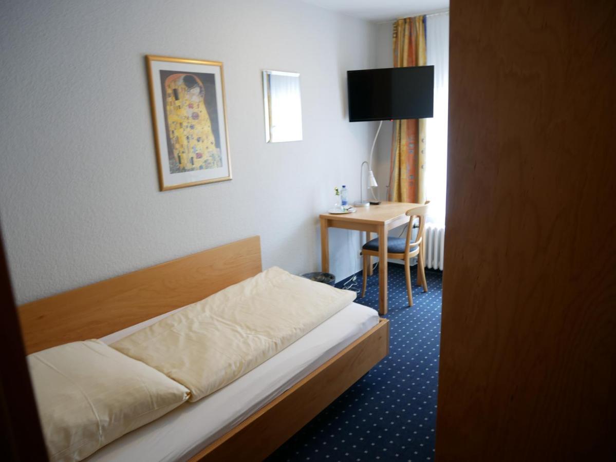 Hotel Am Ceresplatz Manderscheid Ngoại thất bức ảnh