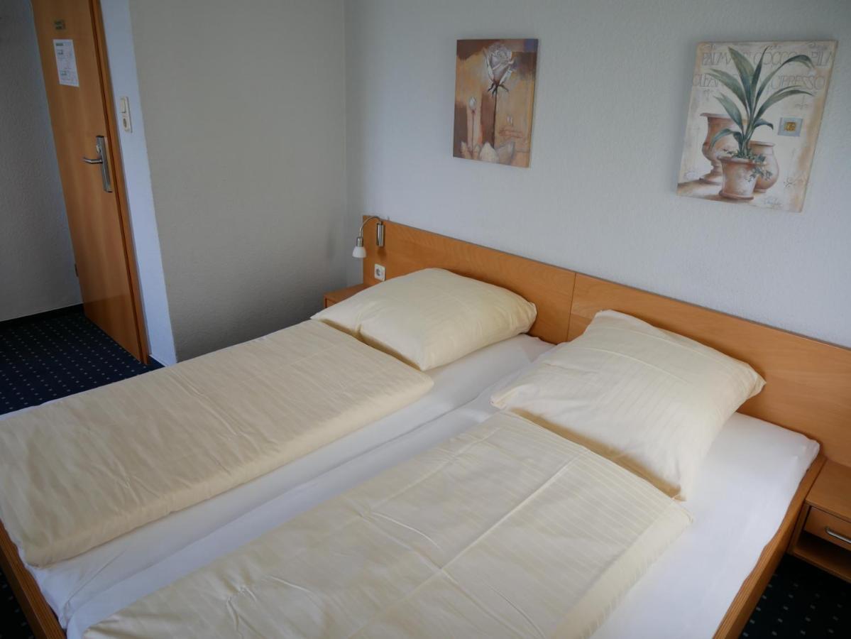 Hotel Am Ceresplatz Manderscheid Ngoại thất bức ảnh
